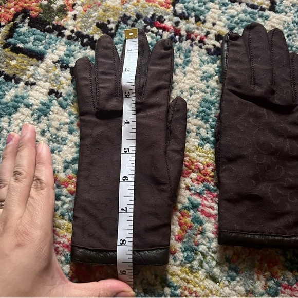 Vintage 80s Isotoner brown leather gloves - Picture 6 of 10